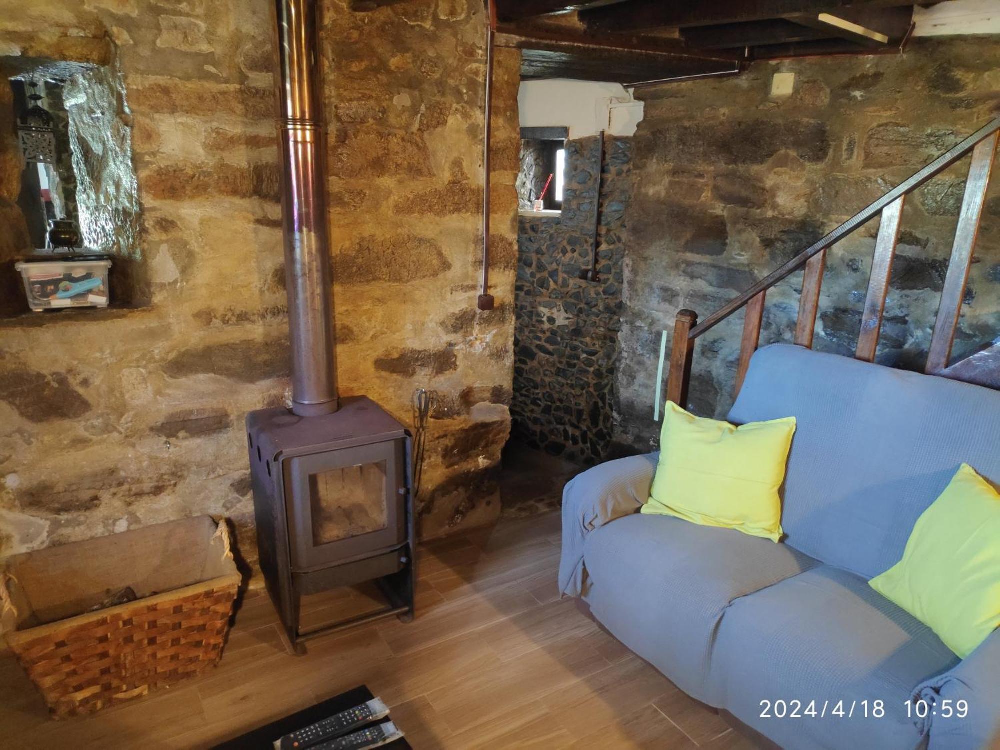 Casa Em Xisto Na Serra Da Lousa, Gondramaz Exterior photo